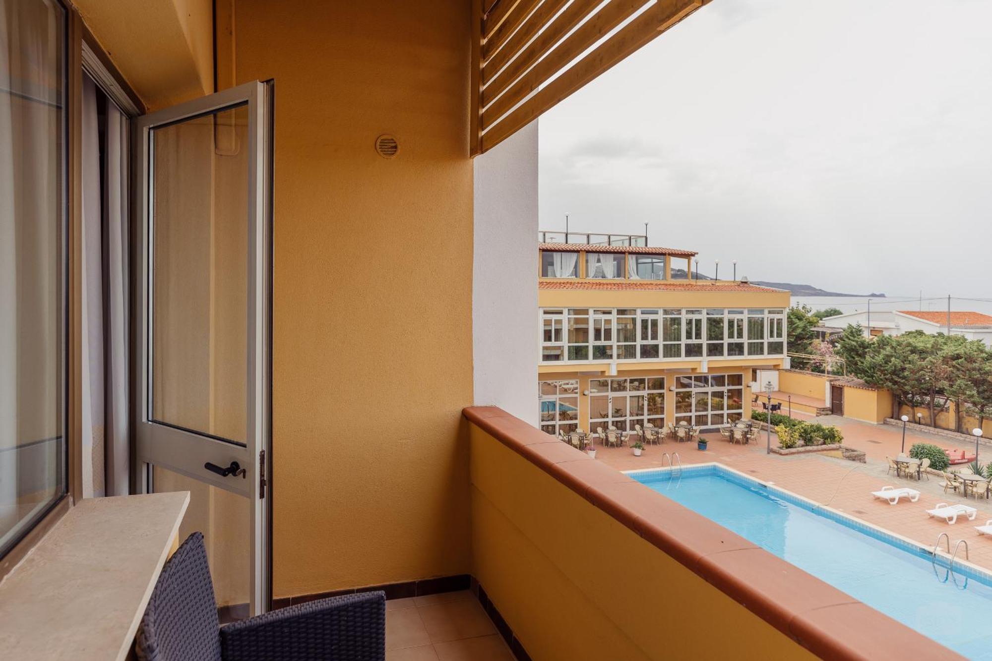 Malaspina Hotel & Resort Bosa Exteriér fotografie