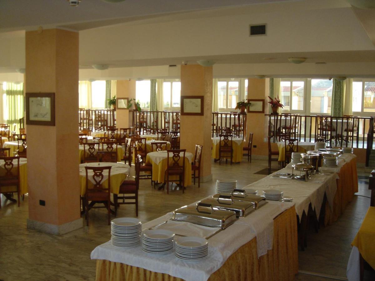 Malaspina Hotel & Resort Bosa Exteriér fotografie